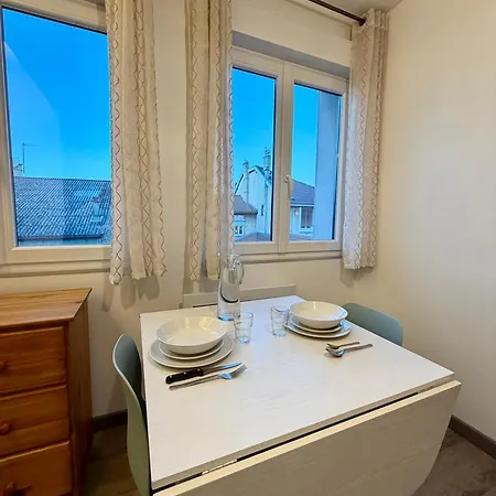 Urban Loft, Proche Gare, Parking Privee Lejlighed *